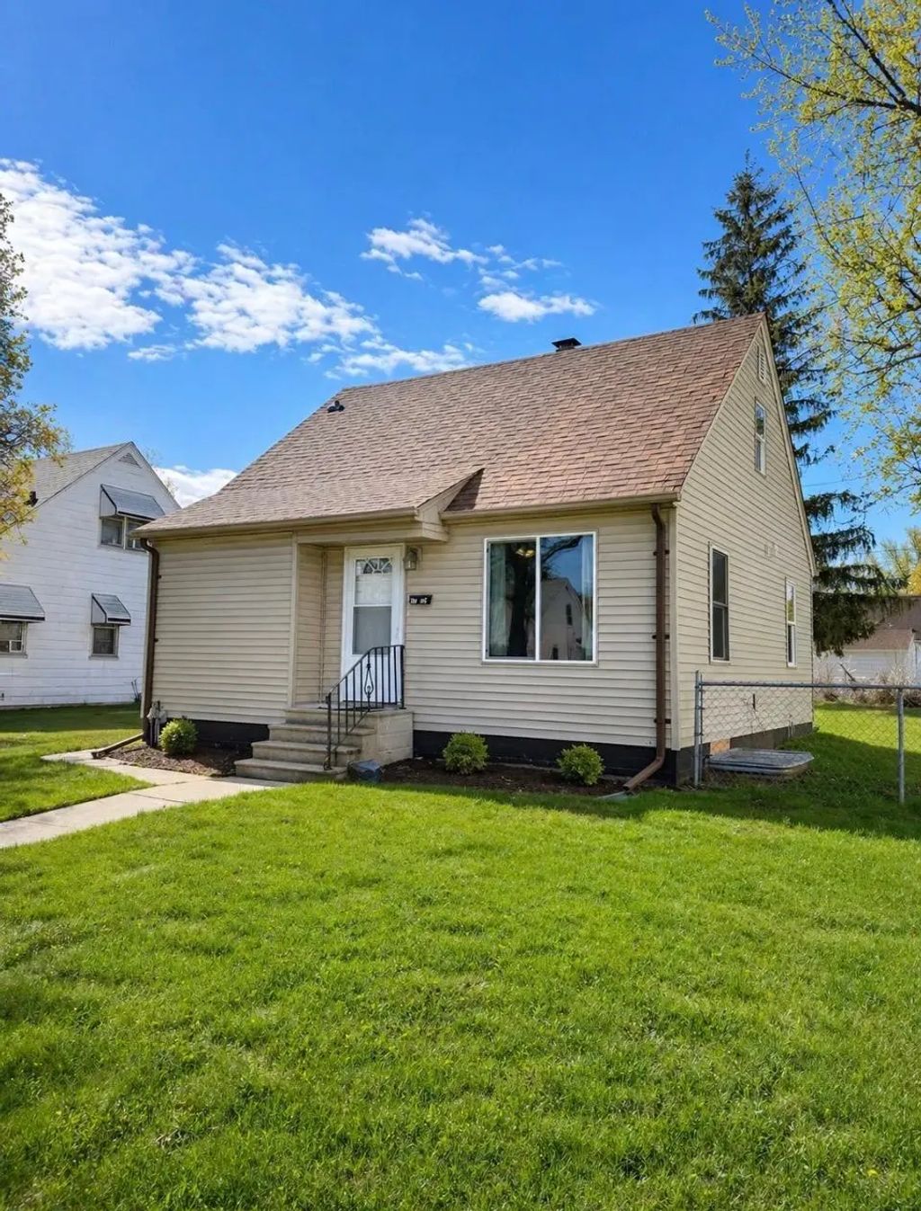 1712 Arlington Avenue E, Saint Paul