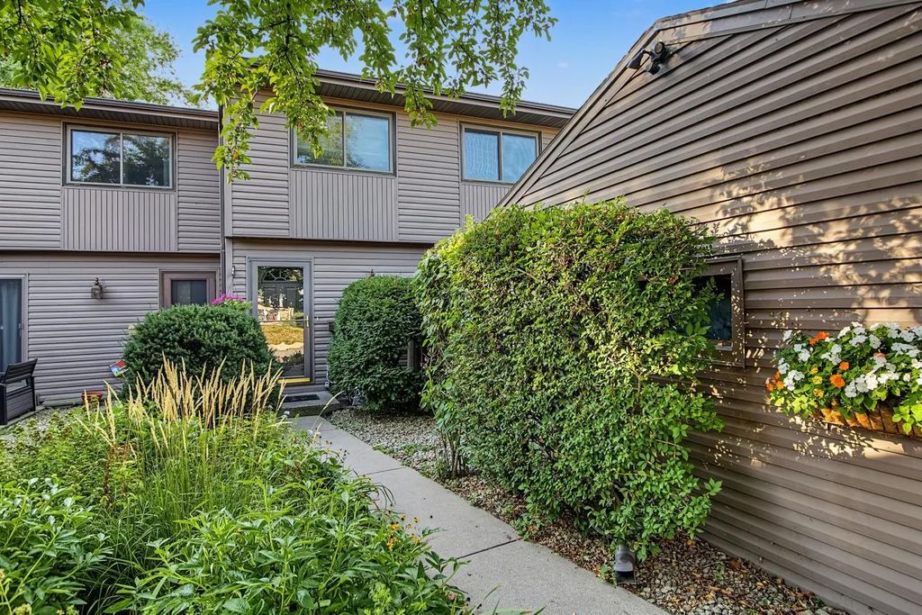 3803 E 45th Street, Minneapolis