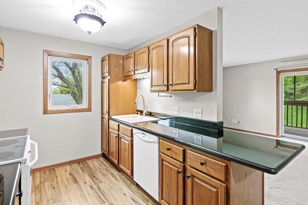3275 80th Street E 305, Inver Grove Heights