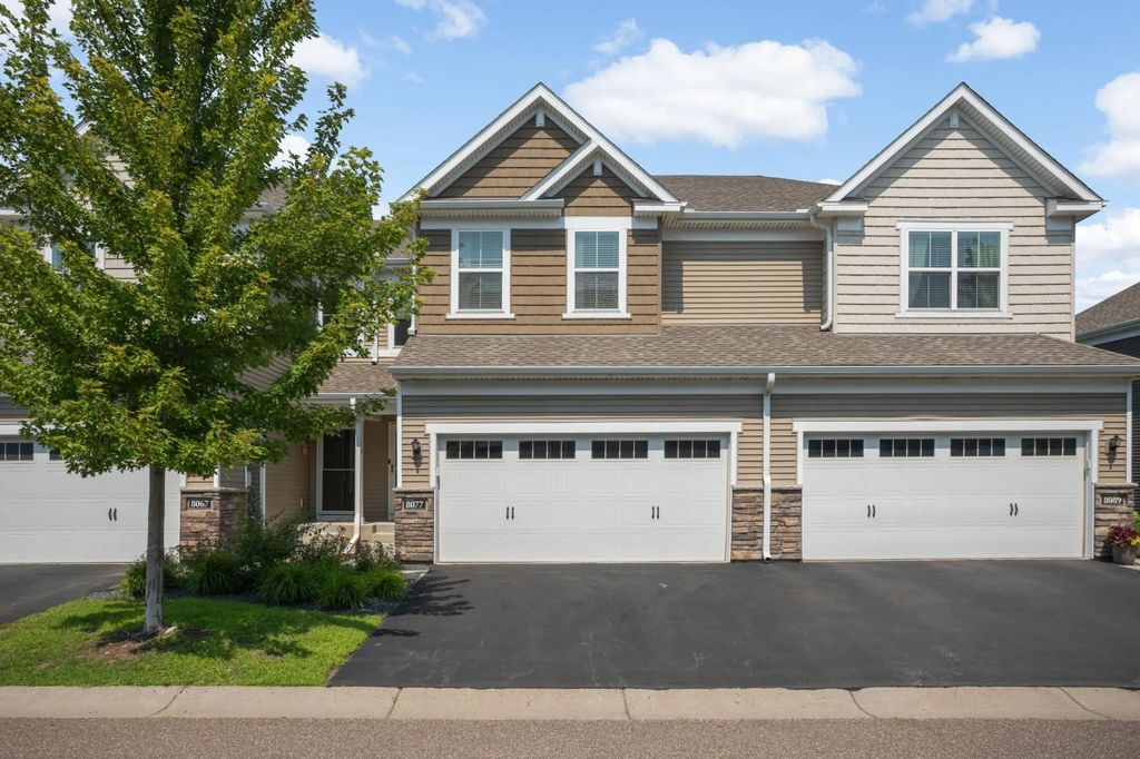 8077 Cottonwood Lane N, Maple Grove