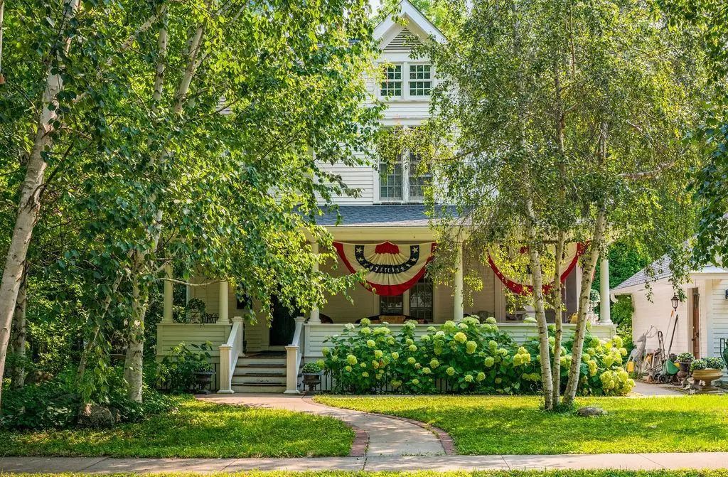 215 Elm Street, Northfield