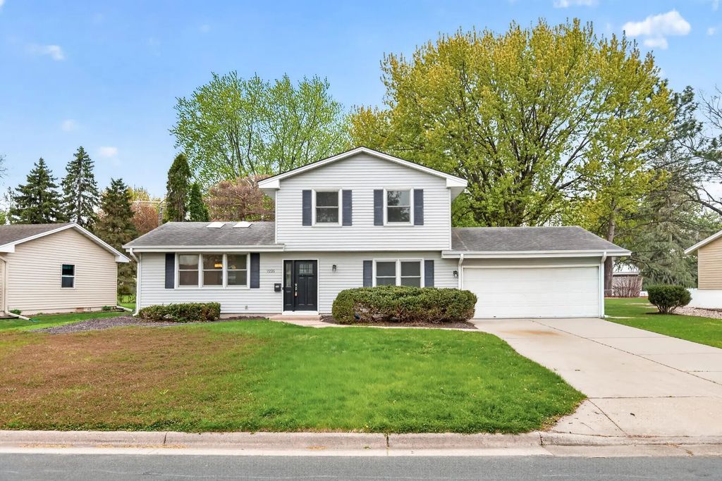 9225 Northwood Parkway, New Hope