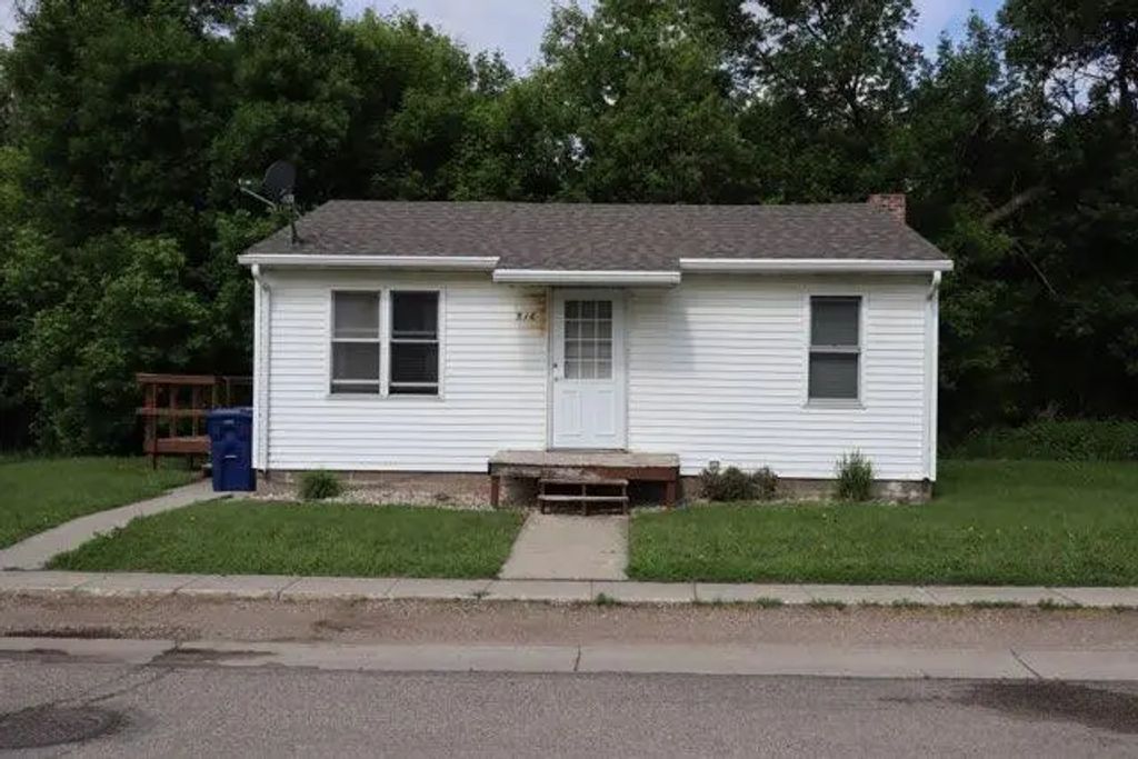 516 Kempel Drive, Lisbon