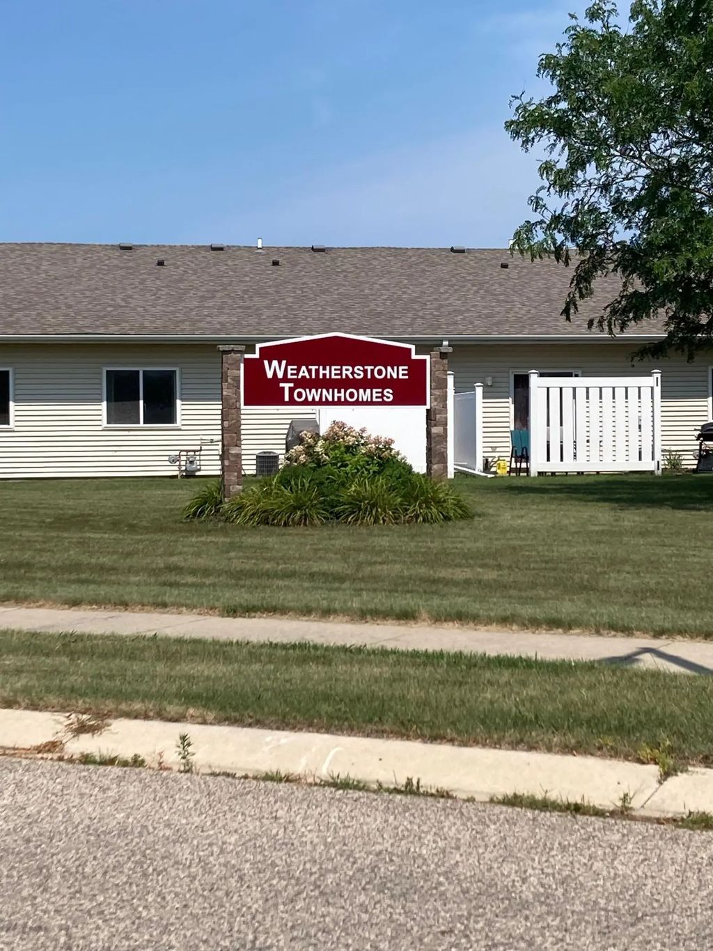 5157 Weatherstone Drive Nw, Rochester