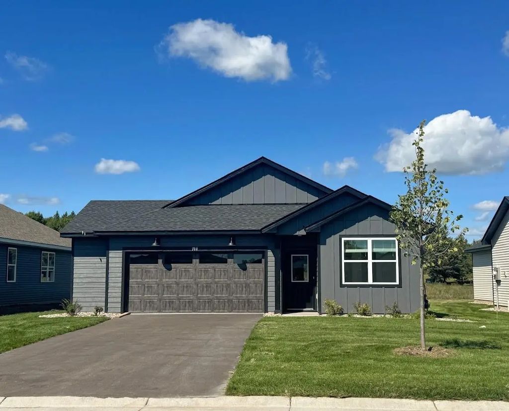 744 Vista Court, Hanover