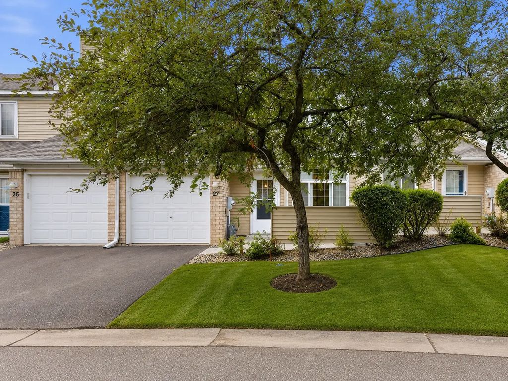 2280 Ranchview Lane N 27, Plymouth