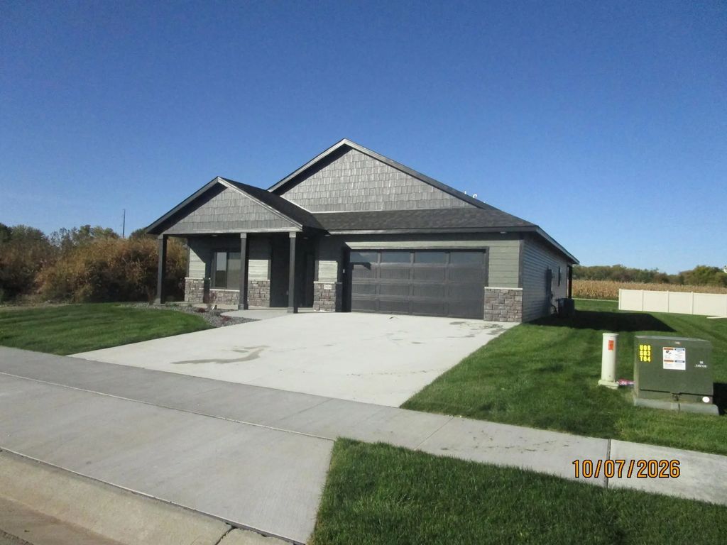 1804 Sunny Place Se, Pine Island