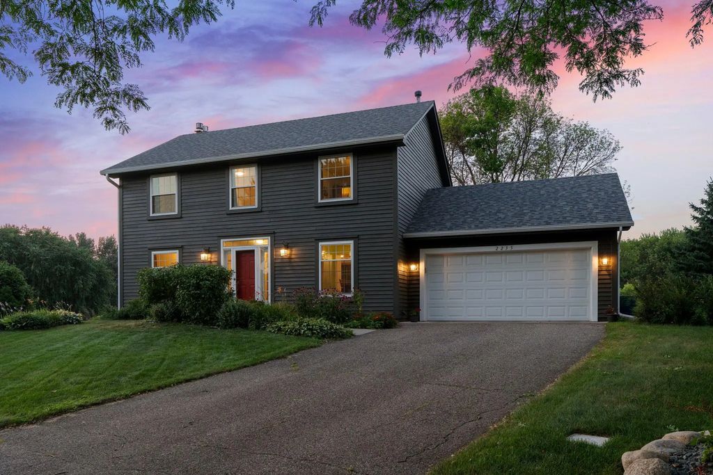 2235 Archer Lane N, Plymouth