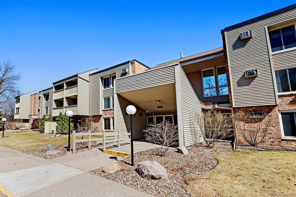 4045 Hodgson Road 309, Shoreview
