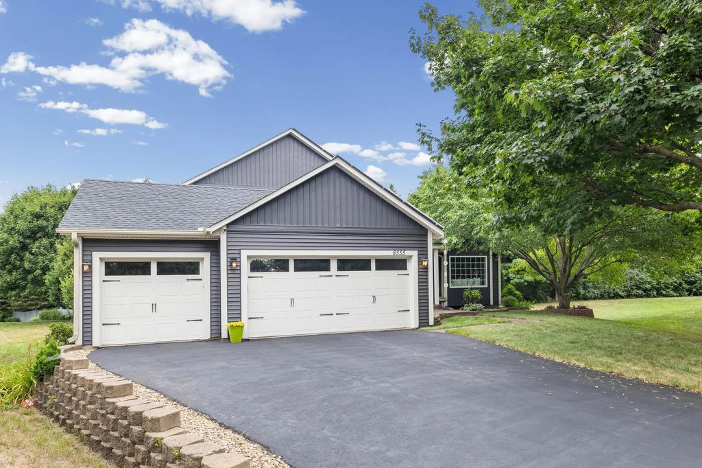 8555 Jorgensen Bay S, Cottage Grove