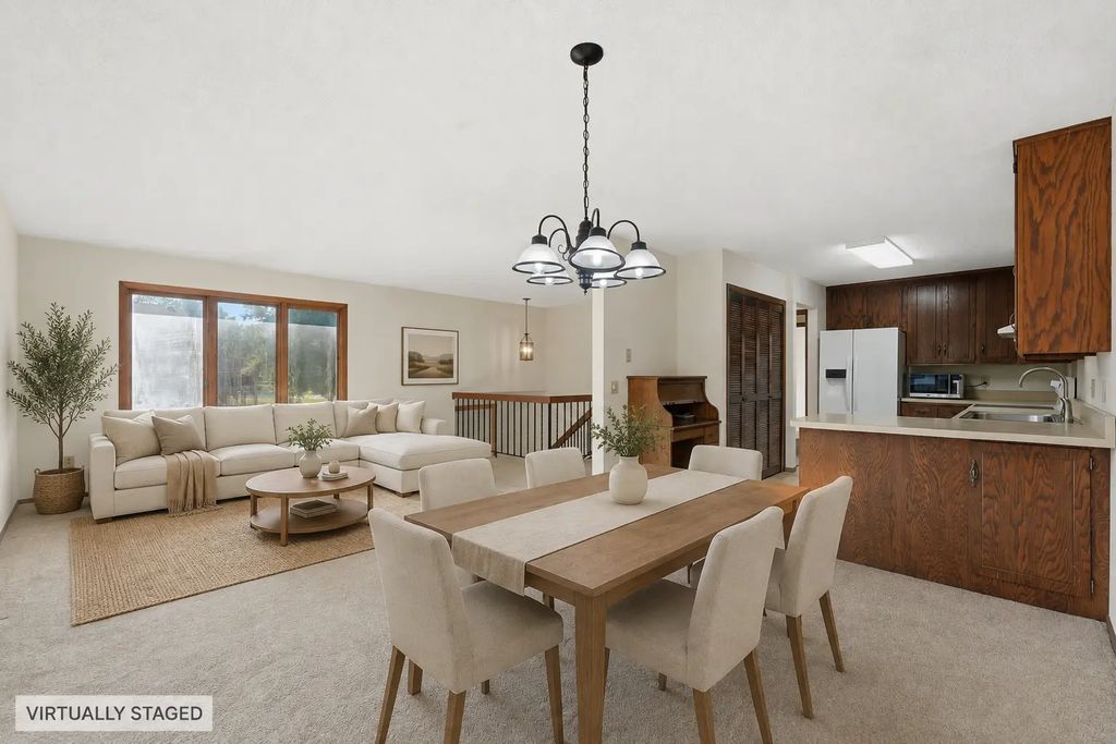 14708 Embry Path, Apple Valley