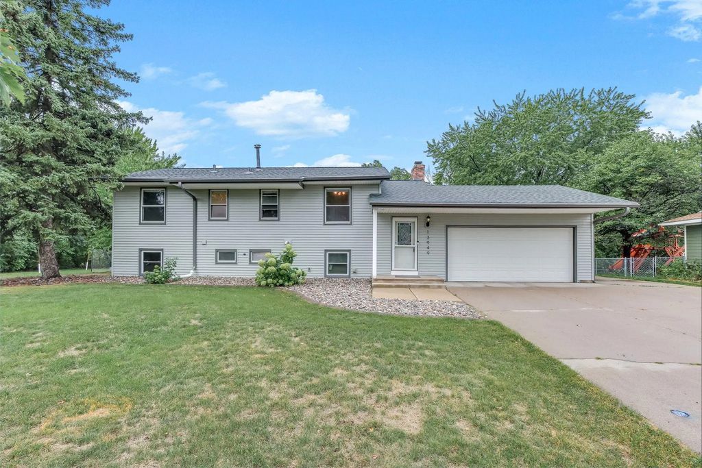 13949 Gauntlet Court, Apple Valley