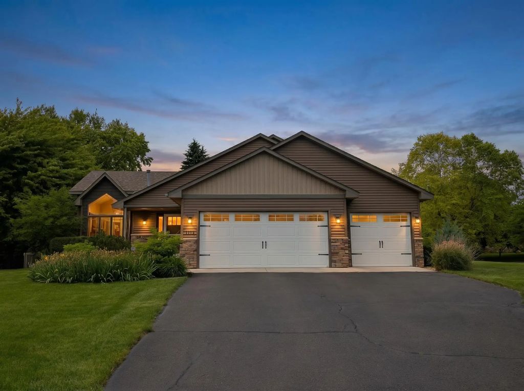 1173 Ruffed Grouse Court, Lino Lakes
