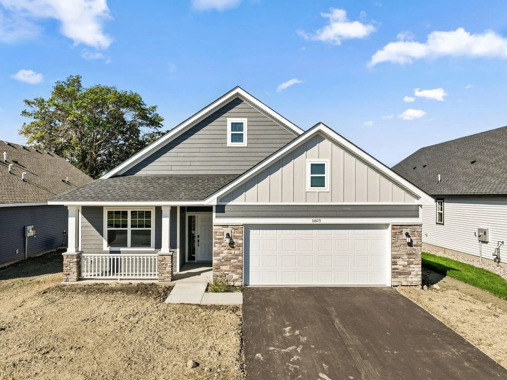 6809 Zenwood Lane, Corcoran