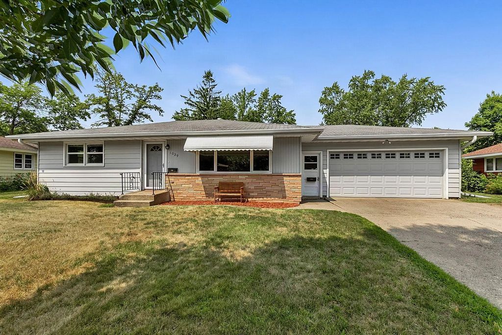 1029 24th Avenue N, St Cloud