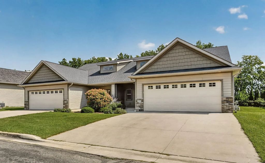 452 22nd Avenue Sw, Rochester