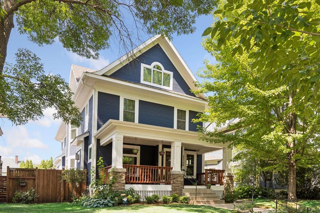 3248 Dupont Avenue S, Minneapolis