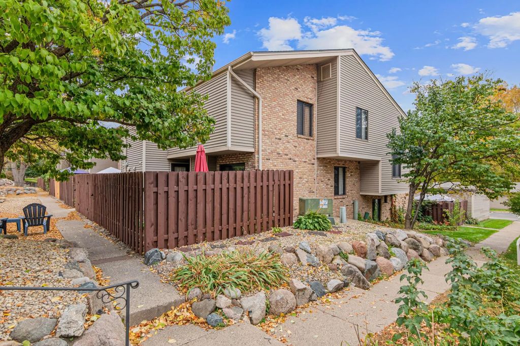 4645 Cedar Lake Road S, Saint Louis Park