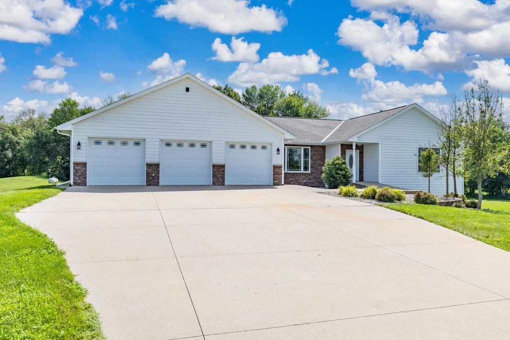 24127 391st Lane, Arlington