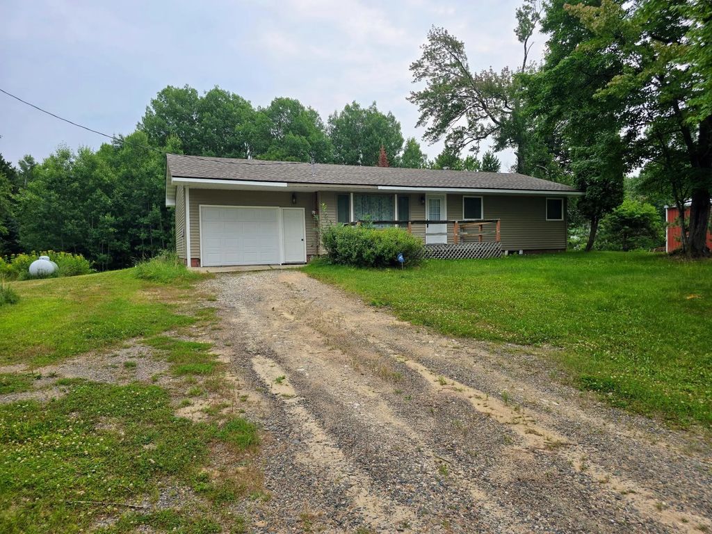 30090 Cimarron Trail, Grand Rapids