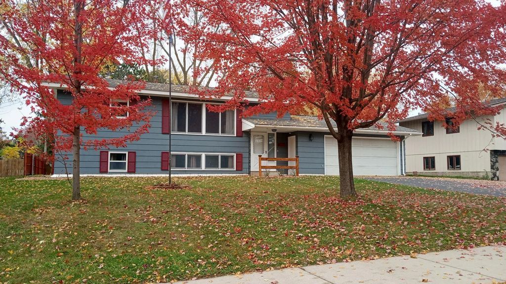 967 6th Avenue N, Sauk Rapids