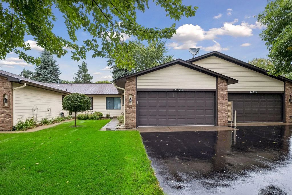 14324 Glenda Drive, Apple Valley