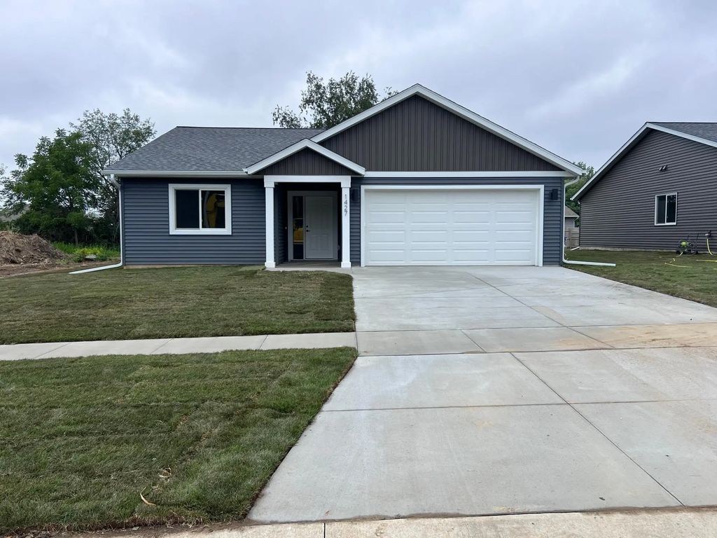 1427 Sunrise Avenue Se, Rochester
