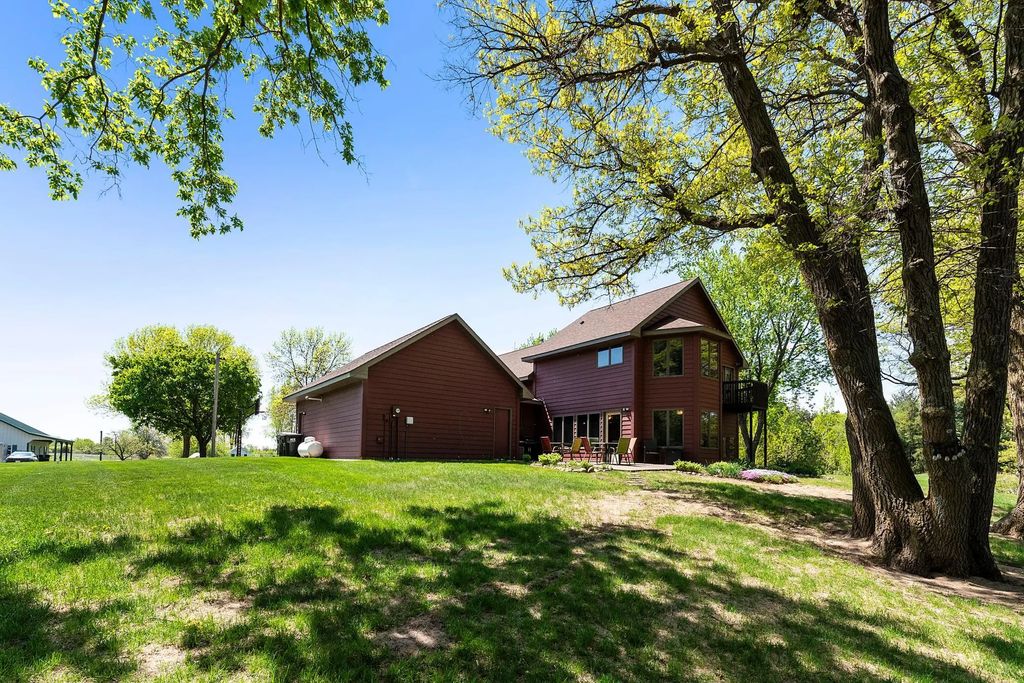 12314 283rd Avenue Nw, Princeton