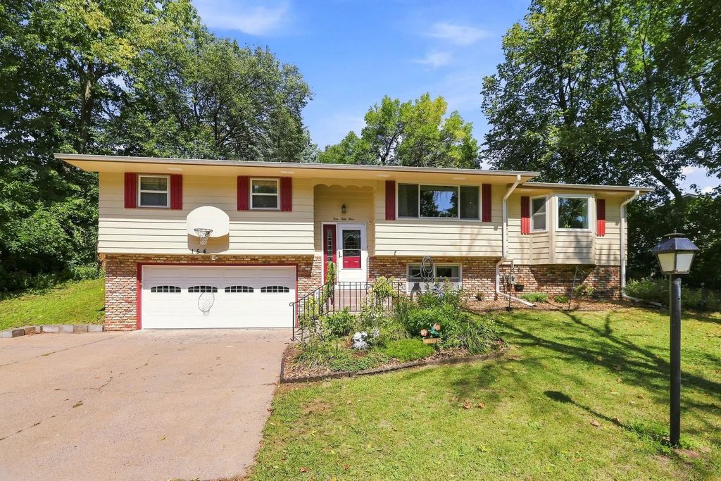 154 Yoho Drive, Anoka