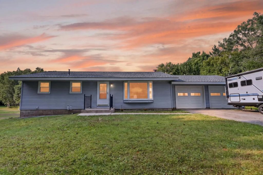 34264 N Shoal Lake Road, Grand Rapids