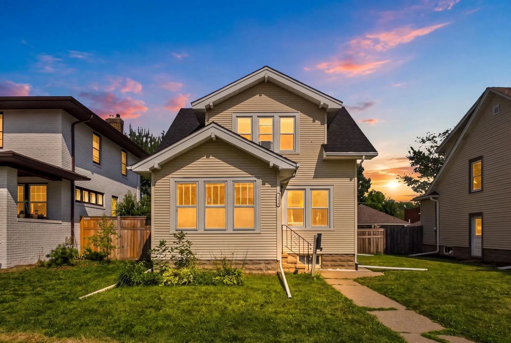 1334 Searle Street, Saint Paul