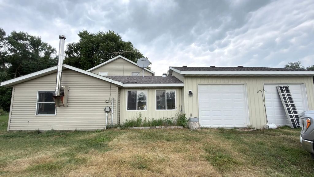 3644 170th Avenue, Twin Valley
