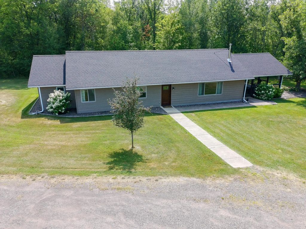 5080 Tower Road, Moose Lake