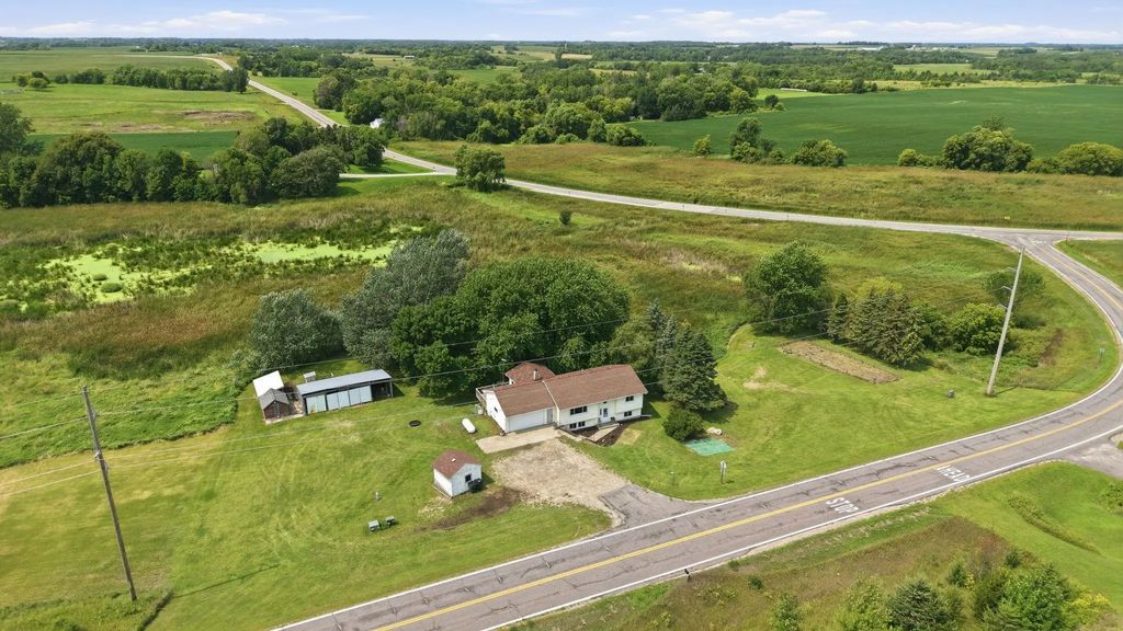 16905 Csah 5, Dassel
