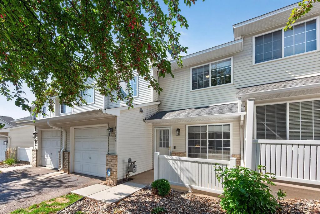 8630 Quarry Ridge Lane H, Woodbury