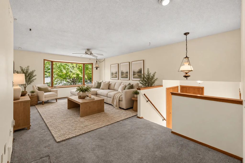 3245 147th Street W, Rosemount