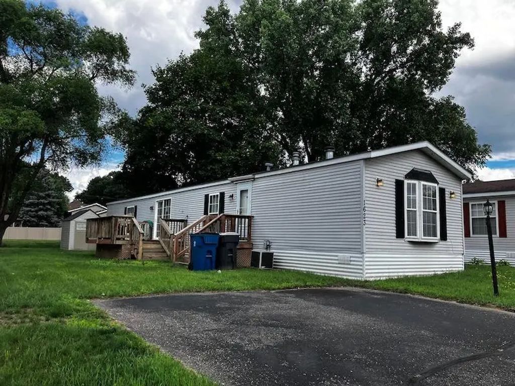 1623 Hall Street, Shoreview