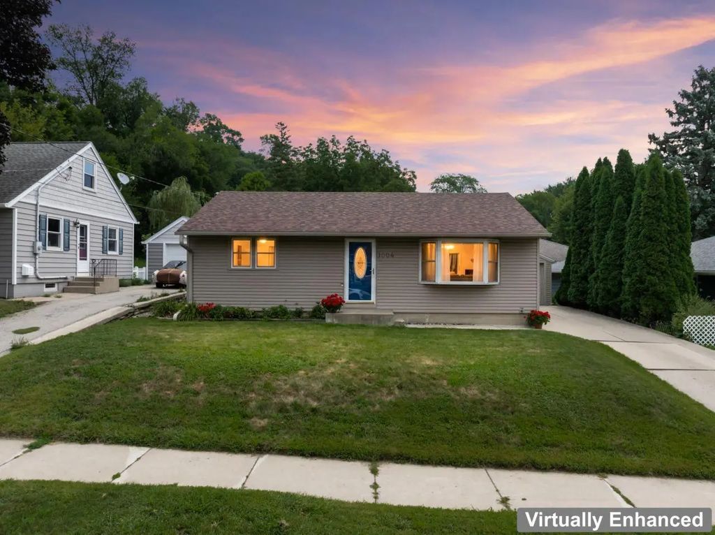 1004 14th Avenue Ne, Rochester