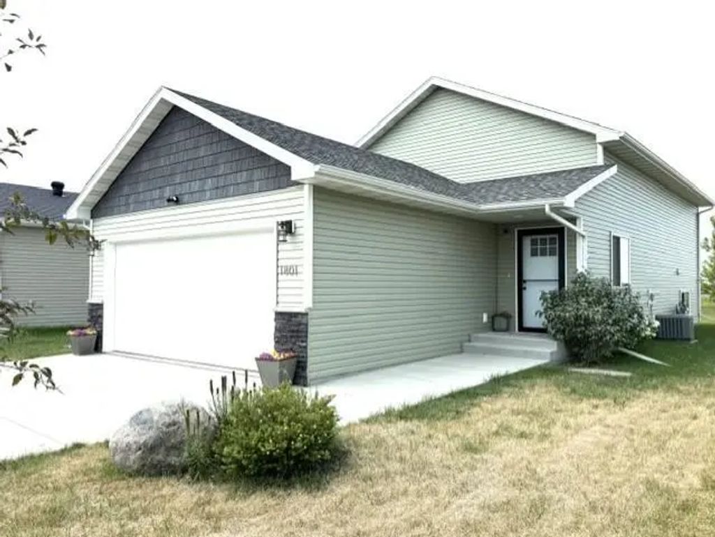 1801 19th Street N, Wahpeton