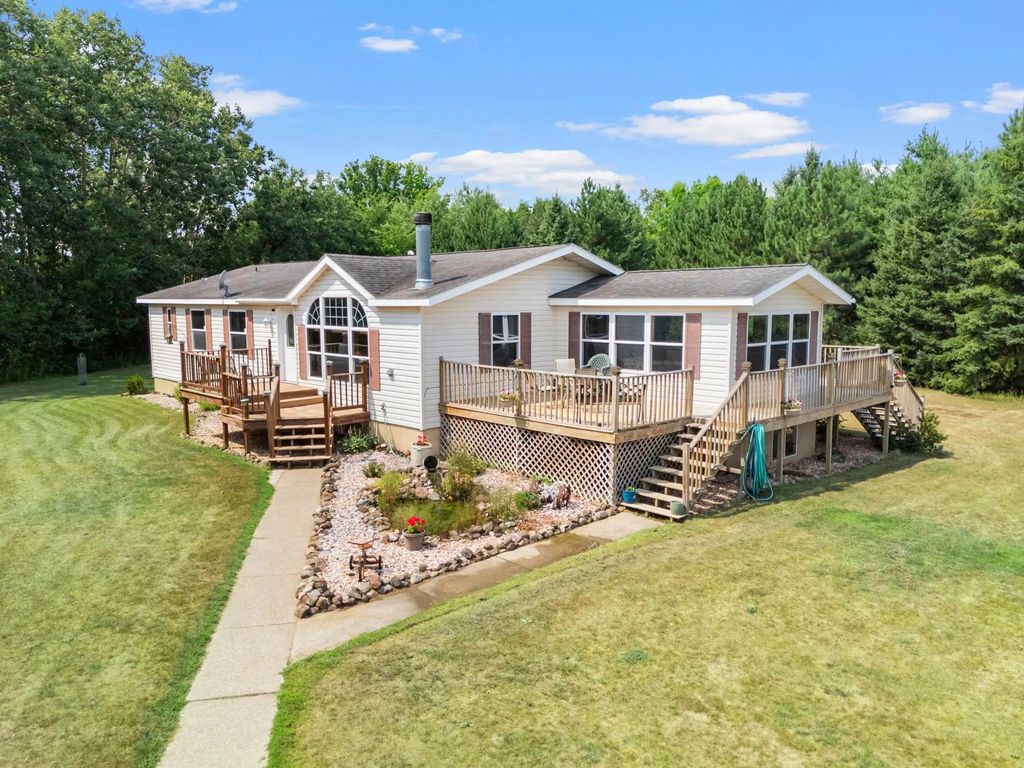 766 14th Avenue, Almena