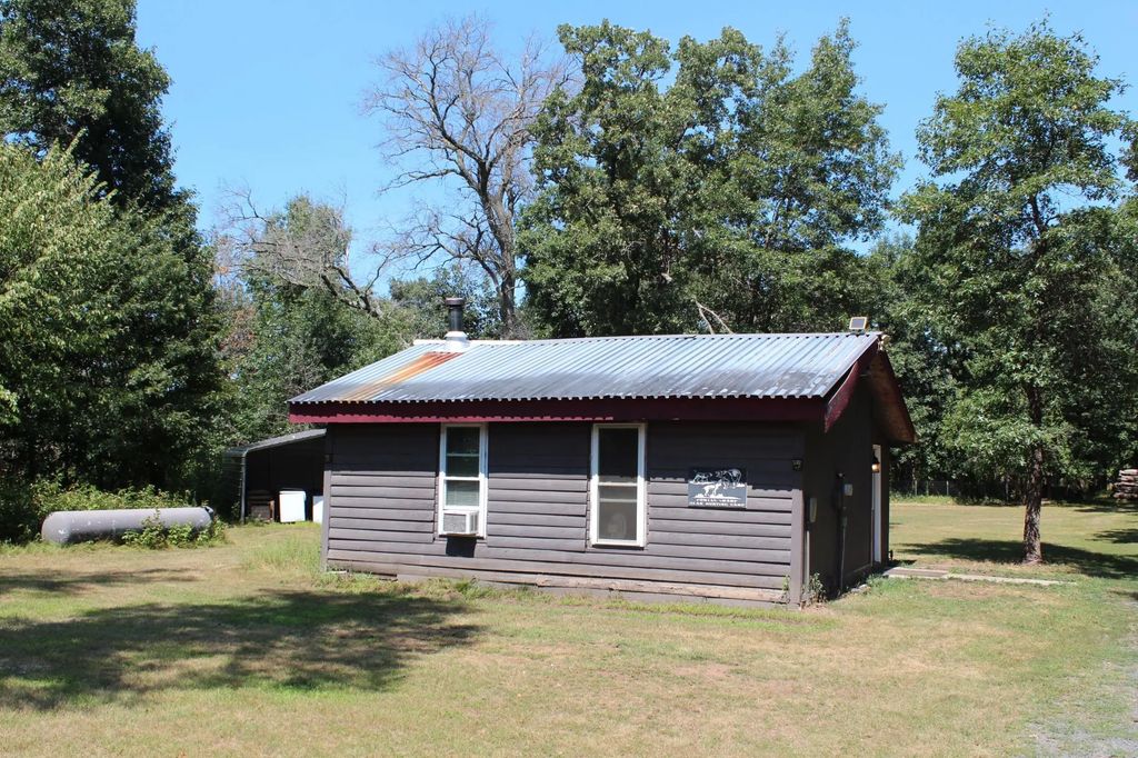 14688 Oeltjen Road, Grantsburg