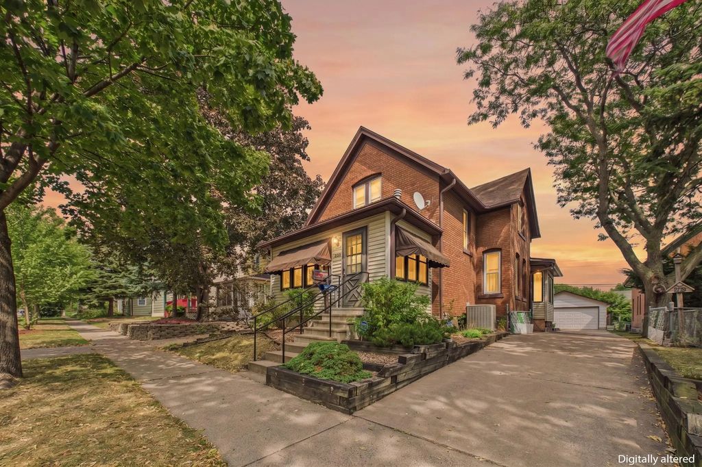 992 Matilda Street, Saint Paul
