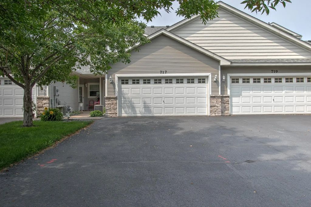 717 Park Brook Road Nw, Isanti