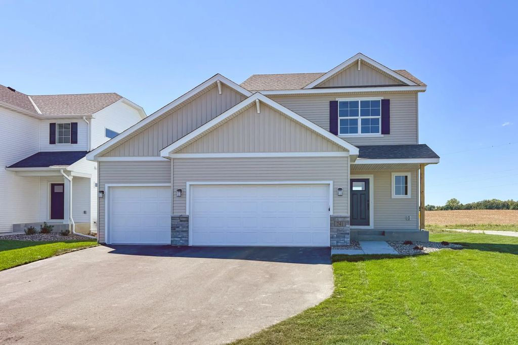 741 Greywood Boulevard Sw, Delano