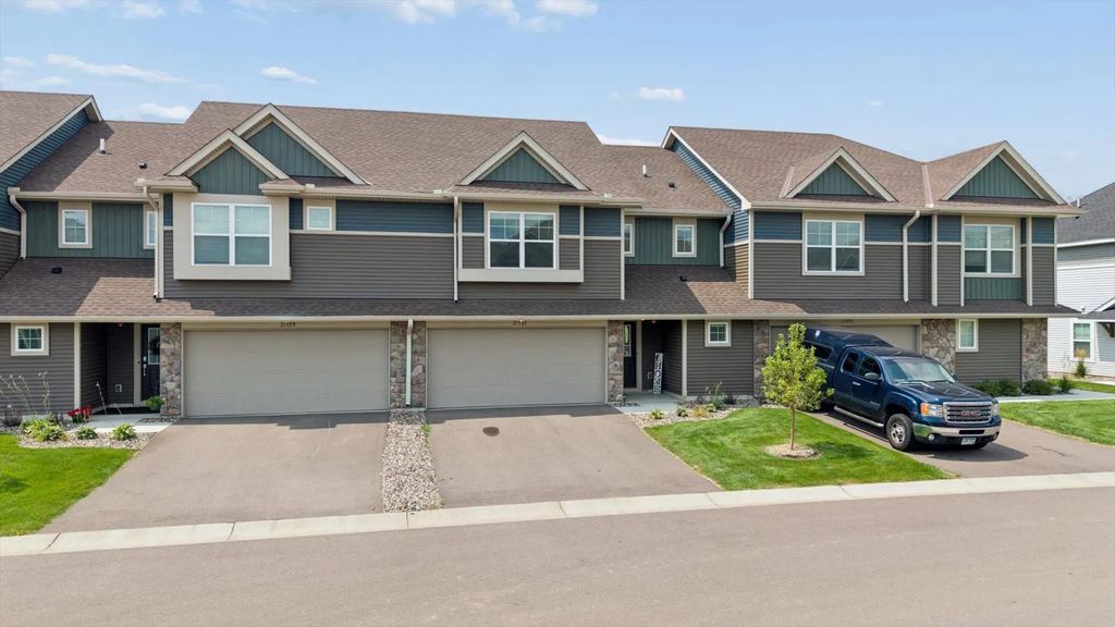 21767 Desert Rose Way, Farmington