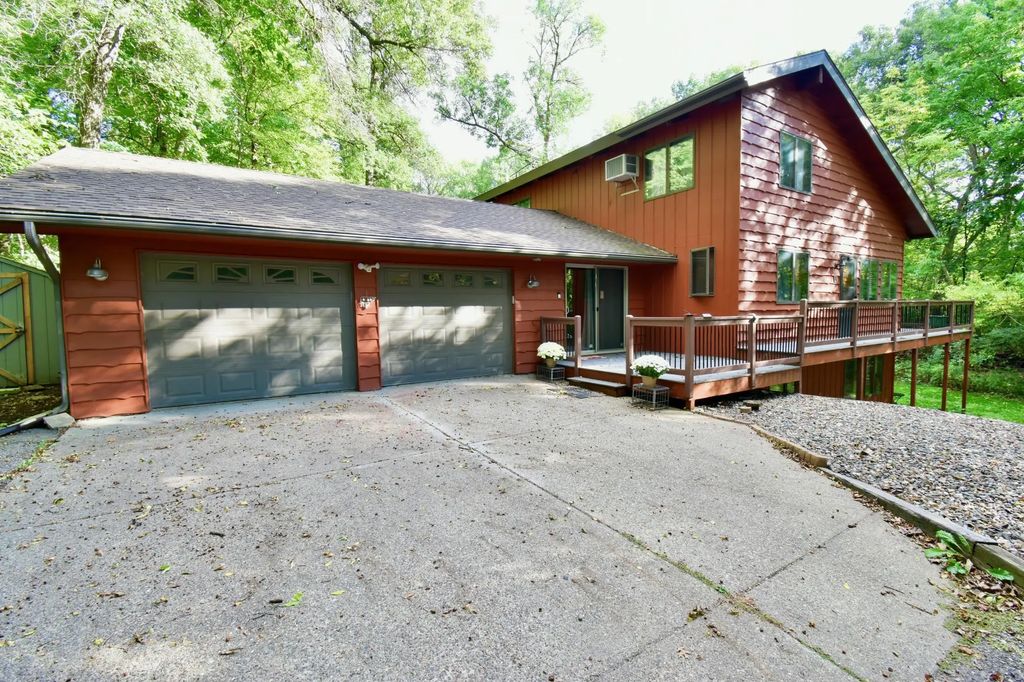 29414 Kiwi Court, Saint Joseph