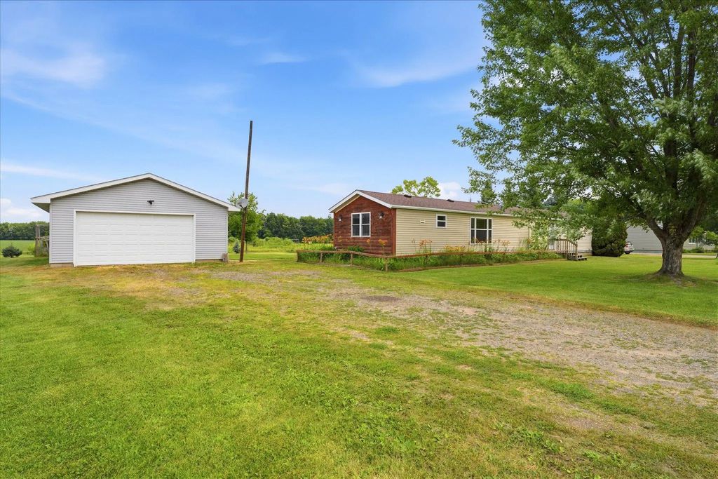 9528 Quail Road, Onamia