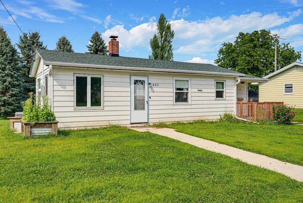 251 Dupont Avenue Ne, Hector