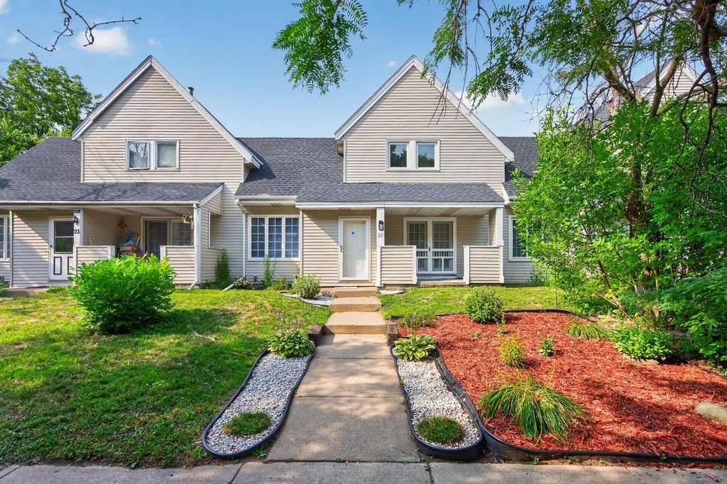 25 Stevens Street E, Saint Paul