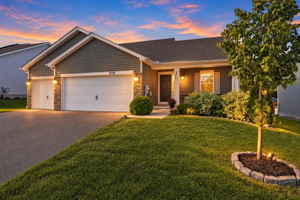 7737 205th Street W, Lakeville
